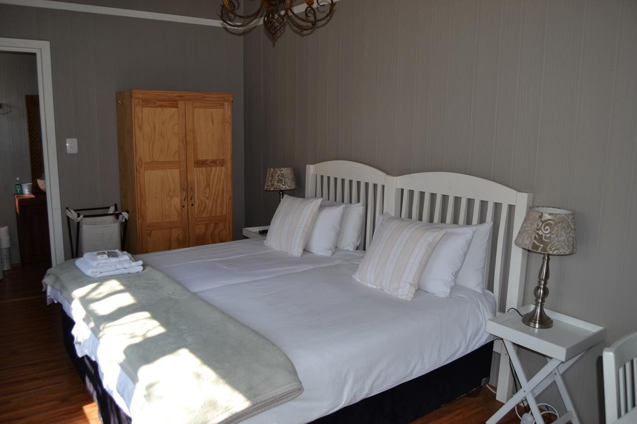 Отель Chartwell Manor Экстерьер фото