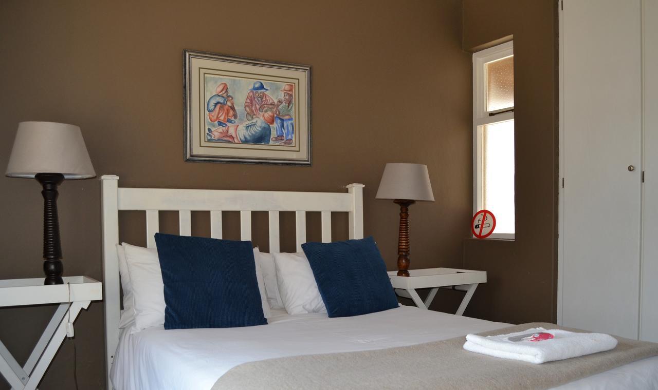 Отель Chartwell Manor Экстерьер фото