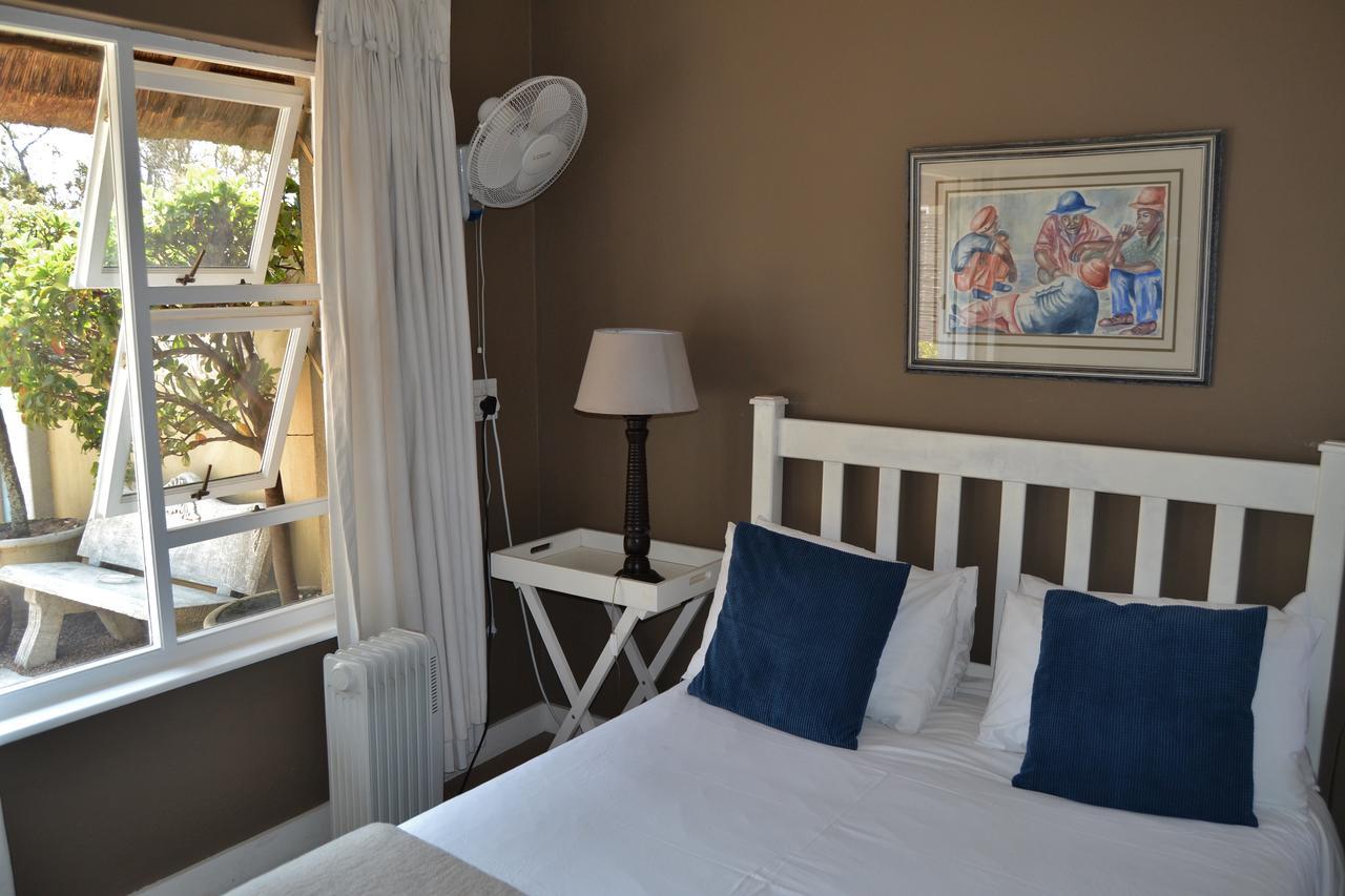 Отель Chartwell Manor Экстерьер фото